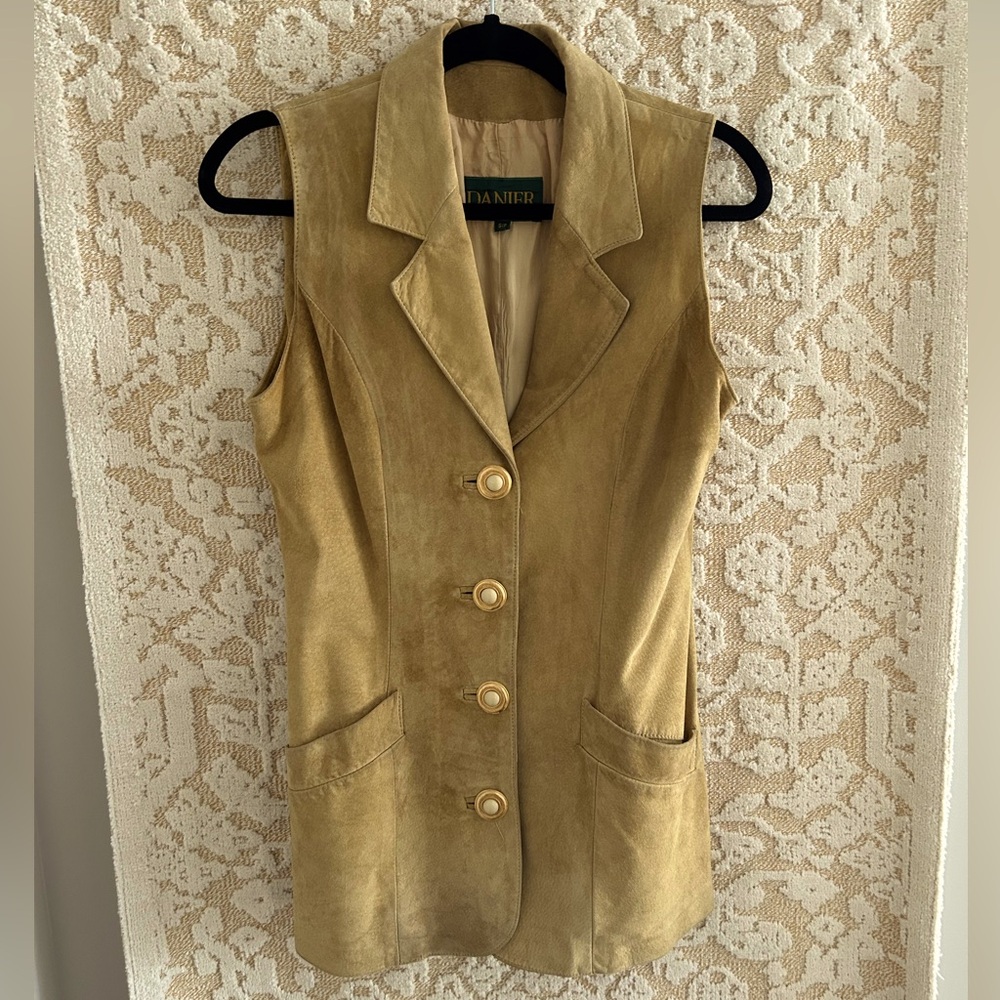 Vintage Danier Women’s Suede Vest (Size Small)